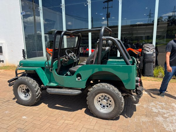 Foto 1 - Willys Jeep CJ3B 2.3 Gasolina