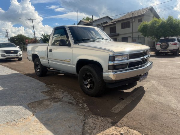 Foto 1 - Chevrolet Silverado D20 Rodeio 4.2TD 18v