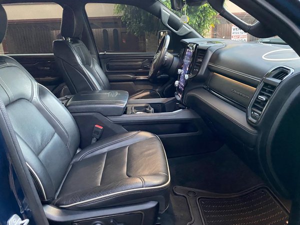 Foto 3 - RAM 1500 Limited Night Edition 5.7 V8 Gasolina 4x4