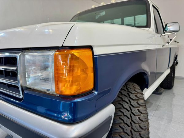 Foto 9 - Ford F1000 Super 3.9 Diesel C.S
