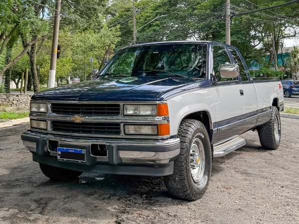 Foto 1 - Chevrolet Silverado 2500 Z71 6.5 V8 Turbo Diesel