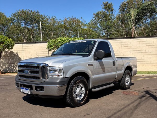 Foto 1 - Ford F250 XLT 3.9 Turbo Diesel 4x2 C.S