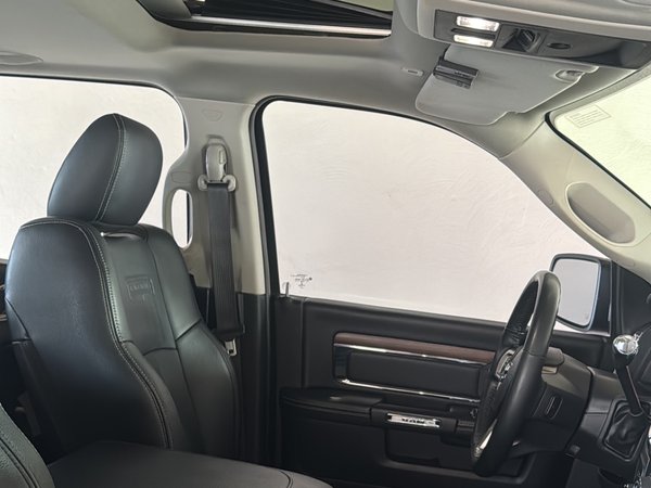 Foto 7 - RAM 2500 Laramie 6.7 Turbo Diesel 4x4