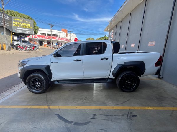 Foto 4 - Toyota Hilux GR Sport 2.8 Turbo Diesel 4x4