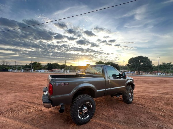 Foto 4 - Ford F250 XLT 4.2 Turbo Diesel 4x2