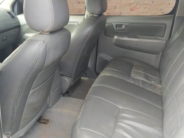 Foto 9 - Toyota Hilux SRV 3.0 Turbo Diesel 4x4