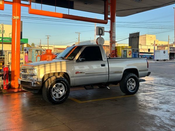 Foto 8 - Chevrolet Silverado D20 4.2TD 18v