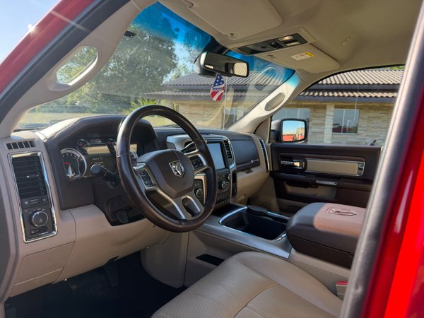 Foto 4 - RAM 2500 Laramie 6.7 Turbo Diesel 4x4