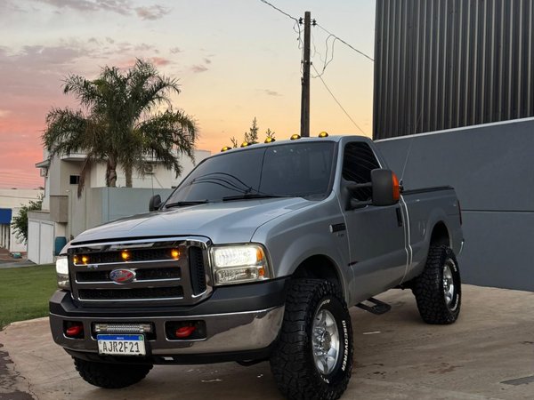 Foto 2 - Ford F250 XLT 4.2 Turbo Diesel 4x2