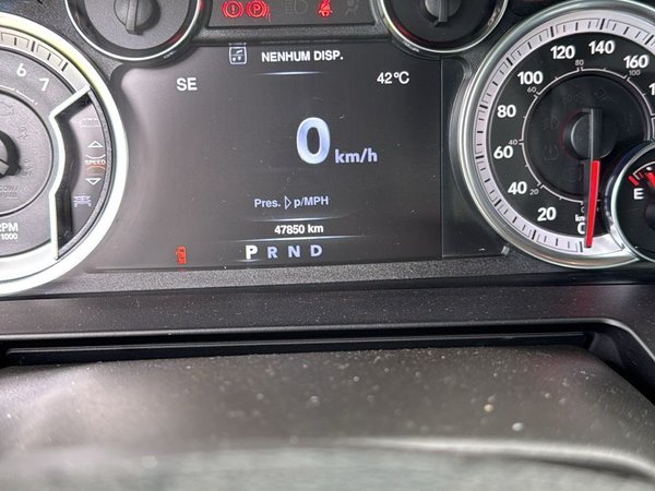 Foto 2 - RAM Classic Laramie Night Edition 5.7 V8 Gasolina 4x4