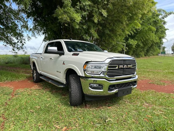 Foto 3 - RAM 2500 Laramie 6.7 Turbo Diesel 4x4