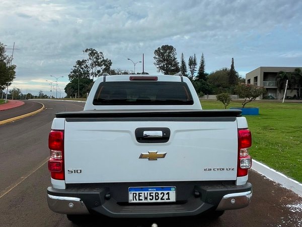 Foto 2 - Chevrolet S10 LTZ 2.8 Turbo Diesel 4x4