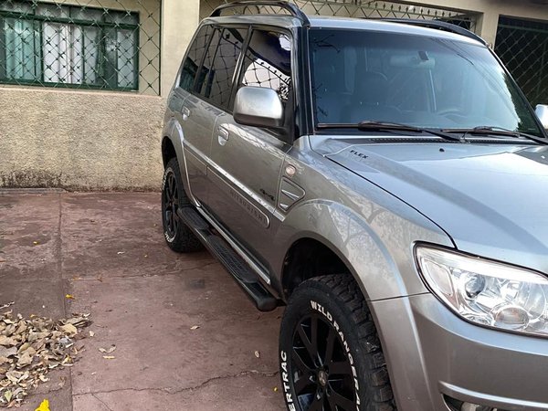 Foto 9 - Mitsubishi Pajero TR4 2.0 16v 4x4