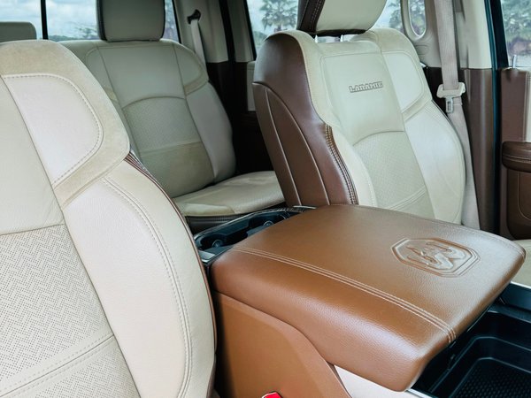 Foto 6 - RAM 2500 Laramie 6.7 Turbo Diesel 4x4