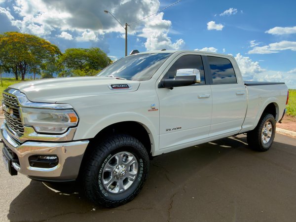 Foto 7 - RAM 2500 Laramie 6.7 Turbo Diesel 4x4