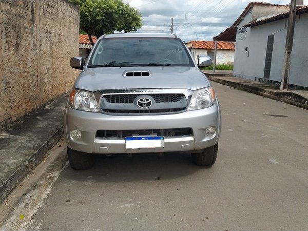 Foto 2 - Toyota Hilux SRV 3.0 Turbo Diesel 4x4