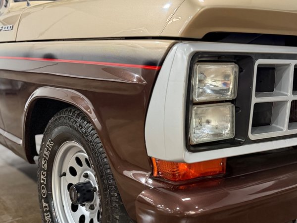 Foto 9 - Ford F1000 Super Série 3.9 Diesel C.S