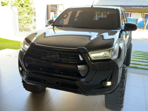 Foto 1 - Toyota Hilux SR 2.8 Turbo Diesel 4x4