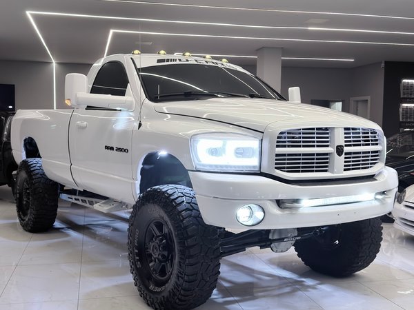 Foto 1 - RAM 2500 SLT 5.9 Turbo Diesel 4x4 C.S