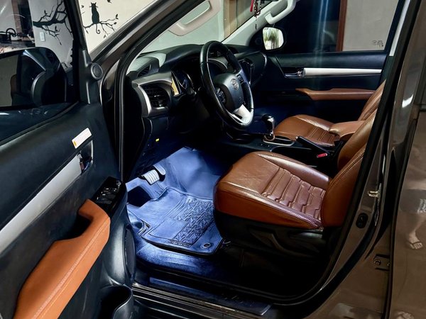 Foto 4 - Toyota Hilux SR 2.8 Turbo Diesel 4x4