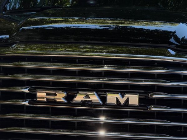 Foto 6 - RAM 3500 Yellowstone Edition 6.7 Turbo Diesel 4x4