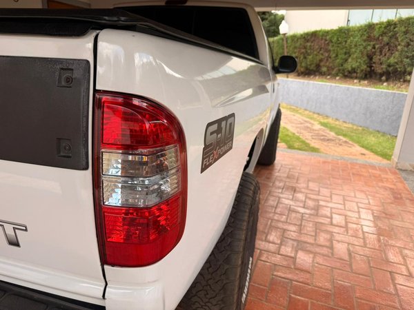 Foto 10 - Chevrolet S10 Advantage 2.4 Flex 4x2