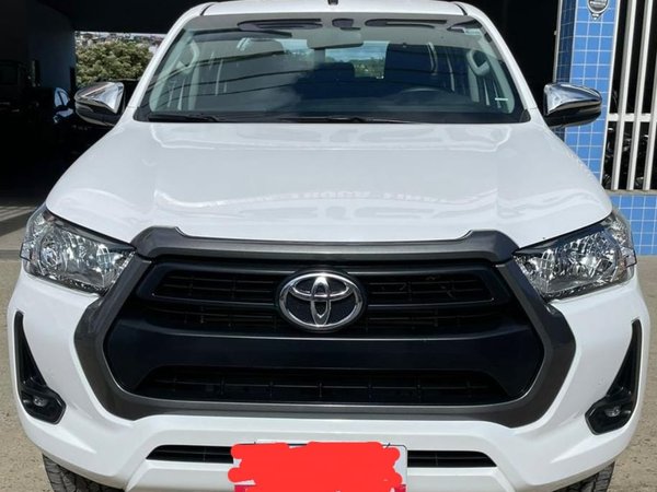 Foto 2 - Toyota Hilux SR 2.8 Turbo Diesel 4x4