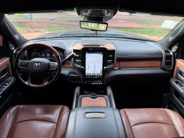 Foto 9 - RAM 3500 Longhorn Limited 6.7 Turbo Diesel 4x4