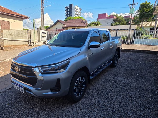 Foto 1 - Toyota Hilux SRX 2.8 Turbo Diesel 4x4