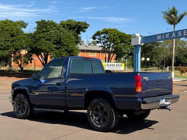 Foto 4 - Chevrolet Silverado Conquest HD 4.2 Turbo Diesel 4x2
