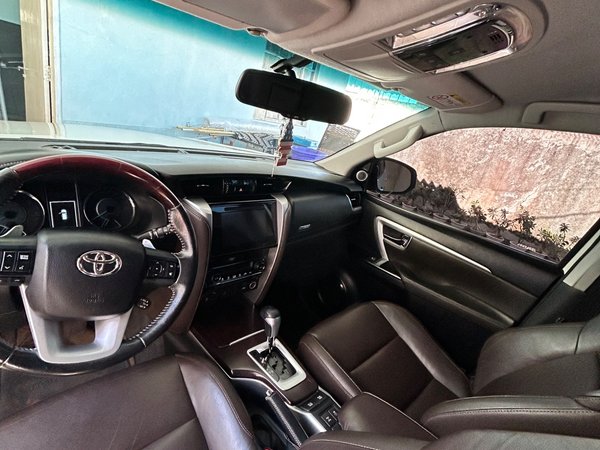 Foto 5 - Toyota Hilux SW4 SRX 2.8 Turbo Diesel 4x4