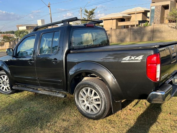 Foto 3 - Nissan Frontier SL 2.5TDi 16v 4x4 C.D.