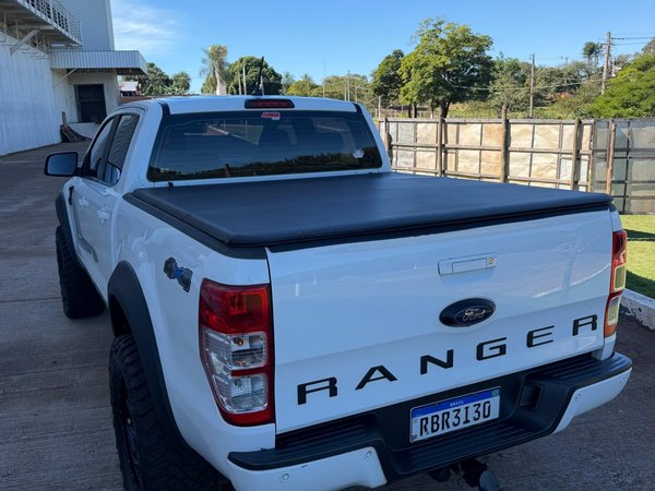 Foto 3 - Ford Ranger XLS 2.2 Turbo Diesel 4x2