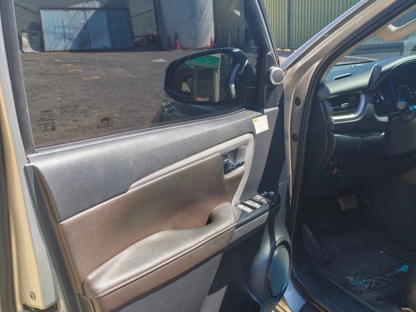 Foto 4 - Toyota Hilux SW4 SRX 2.8 Turbo Diesel 4x4