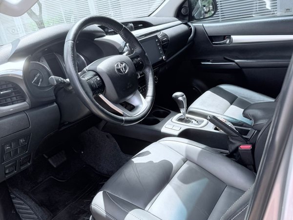 Foto 6 - Toyota Hilux SRV 2.8 Turbo Diesel 4x4