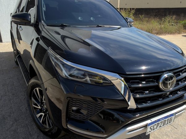 Foto 3 - Toyota Hilux SW4 SRX 2.8 Turbo Diesel 4x4