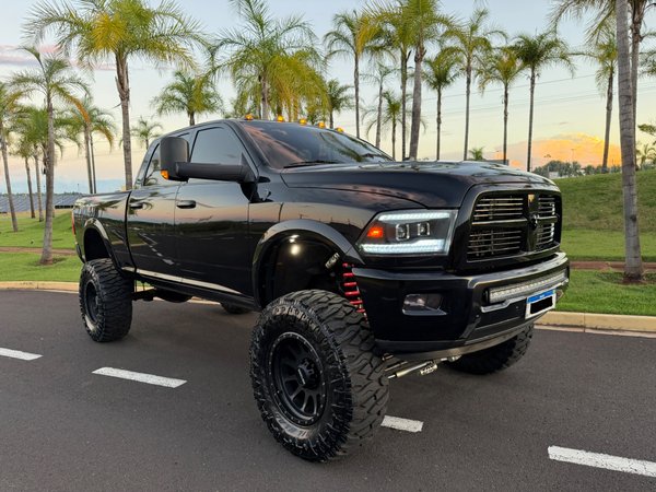 Foto 1 - RAM 2500 Laramie 6.7 Turbo Diesel 4x4