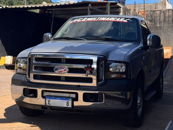 Foto 2 - Ford F250 XLT 3.9 Turbo Diesel 4x2 C.S