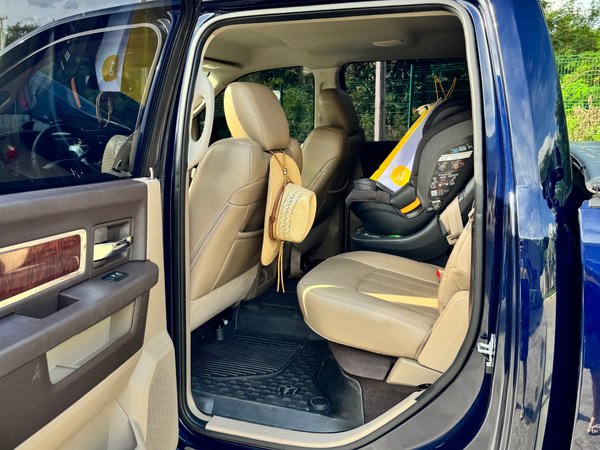 Foto 6 - RAM 2500 Laramie 6.7 Turbo Diesel 4x4