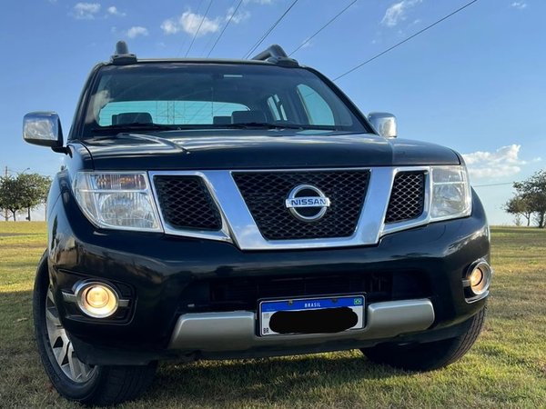 Foto 2 - Nissan Frontier SL 2.5TDi 16v 4x4 C.D.