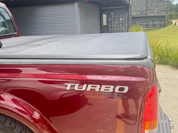 Foto 3 - Ford F250 XLT 4.2 Turbo Diesel 4x2 C.S