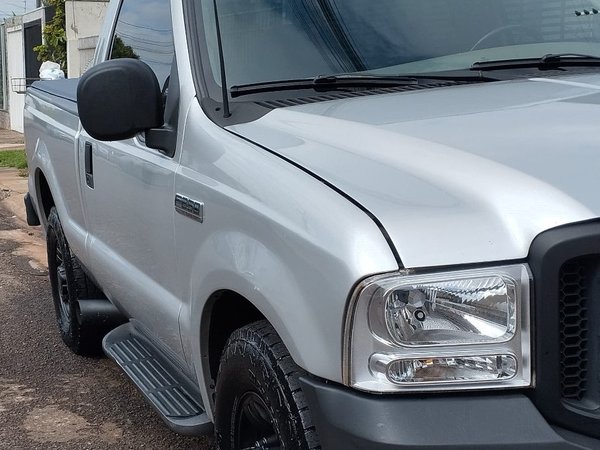 Foto 1 - Ford F250 XL 3.9 Turbo Diesel 4x2