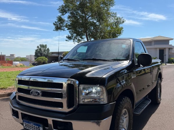 Foto 2 - Ford F250 XLT 3.9 Turbo Diesel 4x2 C.S