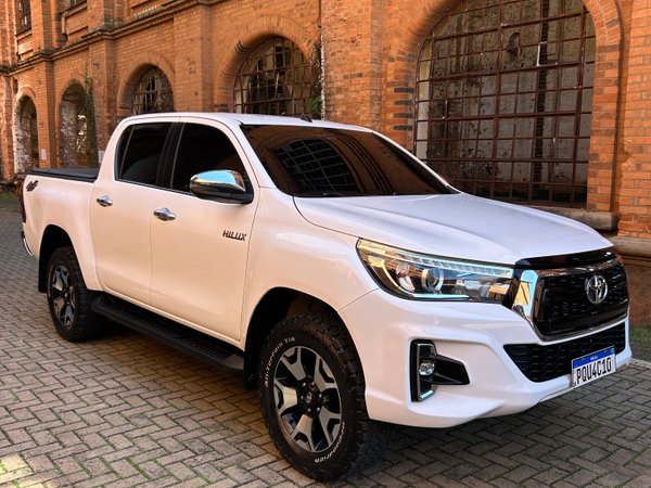 Foto 3 - Toyota Hilux SRX 2.8 Turbo Diesel 4x4