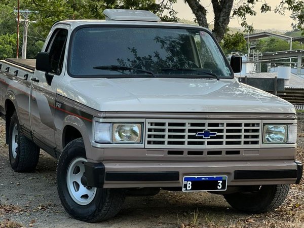 Foto 2 - Chevrolet D20 Custom 3.9D Deluxe