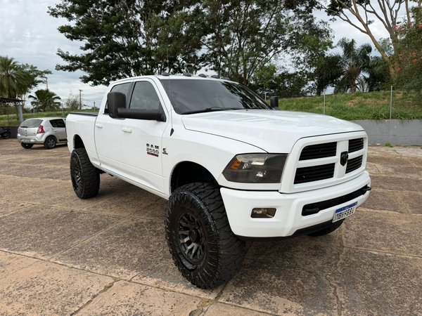 Foto 1 - RAM 2500 Laramie 6.7 Turbo Diesel 4x4