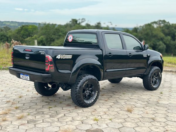 Foto 4 - Toyota Hilux SRV 3.0 Turbo Diesel 4x4