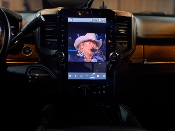 Foto 7 - RAM 3500 Longhorn Limited 6.7 Turbo Diesel 4x4