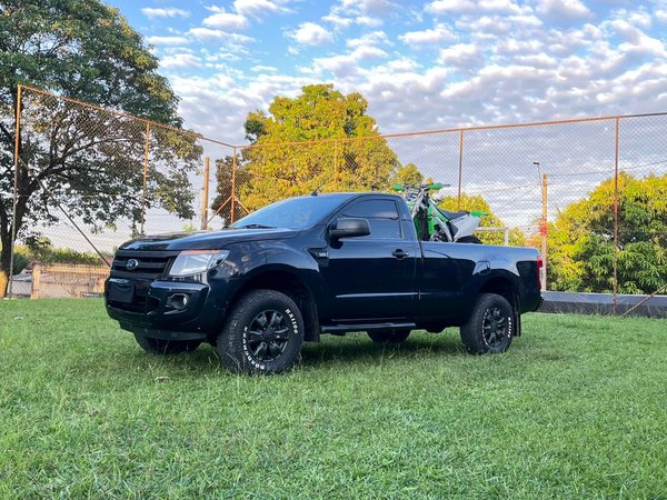 Foto 1 - Ford Ranger XLS 3.2 Turbo Diesel 4x4 C.S