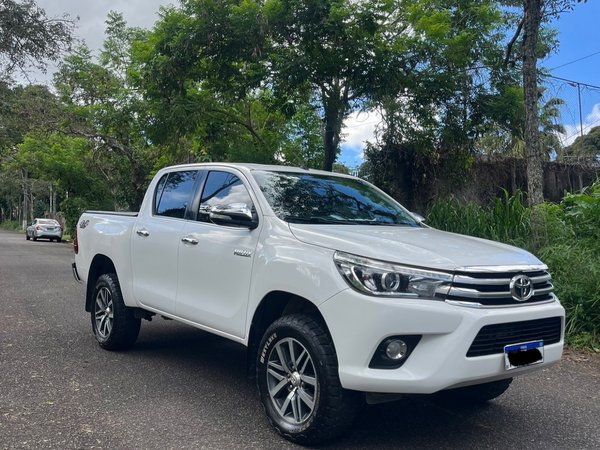 Foto 8 - Toyota Hilux SRX 2.8 Turbo Diesel 4x4